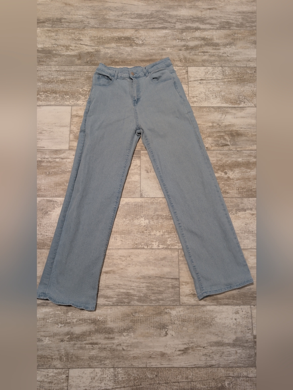 Fashion Nova Stretch Light Wash Straight Leg Jeans